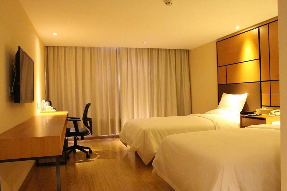 All Season Kunming Zhengyifang Pedestrian Street Hotel Zewnętrze zdjęcie